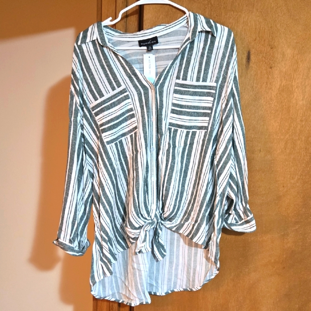 Fortune & Ivy Button Down Blouse